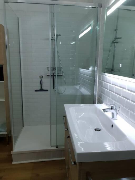 Bel Appart Pour 7 Personnes Apartment Cauterets Exterior photo